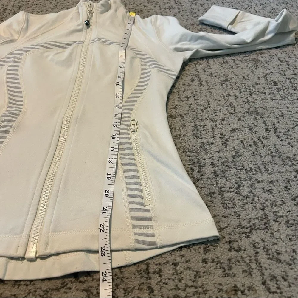 Lululemon Polar Cream Half Micro Macro Stripe Heather Silver Slate Define Jacket
